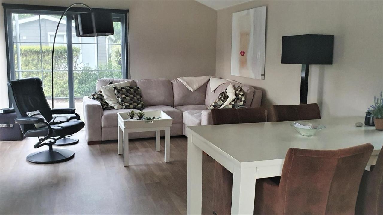 Mooi Chalet Voor Een Top Vakantie Aan Zee Biggekerke Bagian luar foto